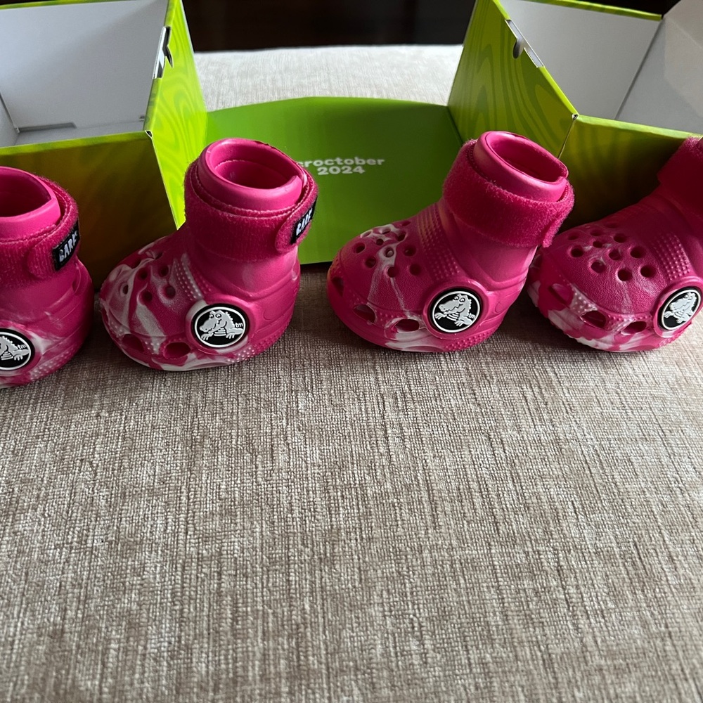 Size Small Pink Dog Crocs-NIB never used.